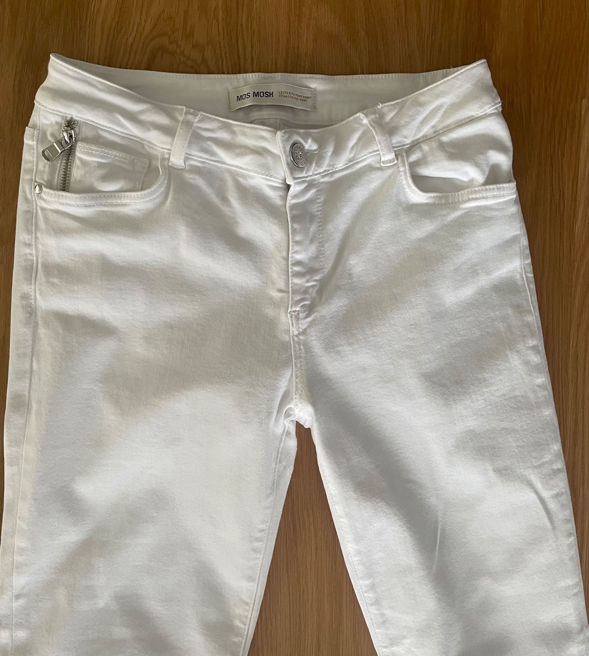 Mos mosh Jeans: Jeans mosmosh weiss – Usato da Kriens venduto da Mayang 2