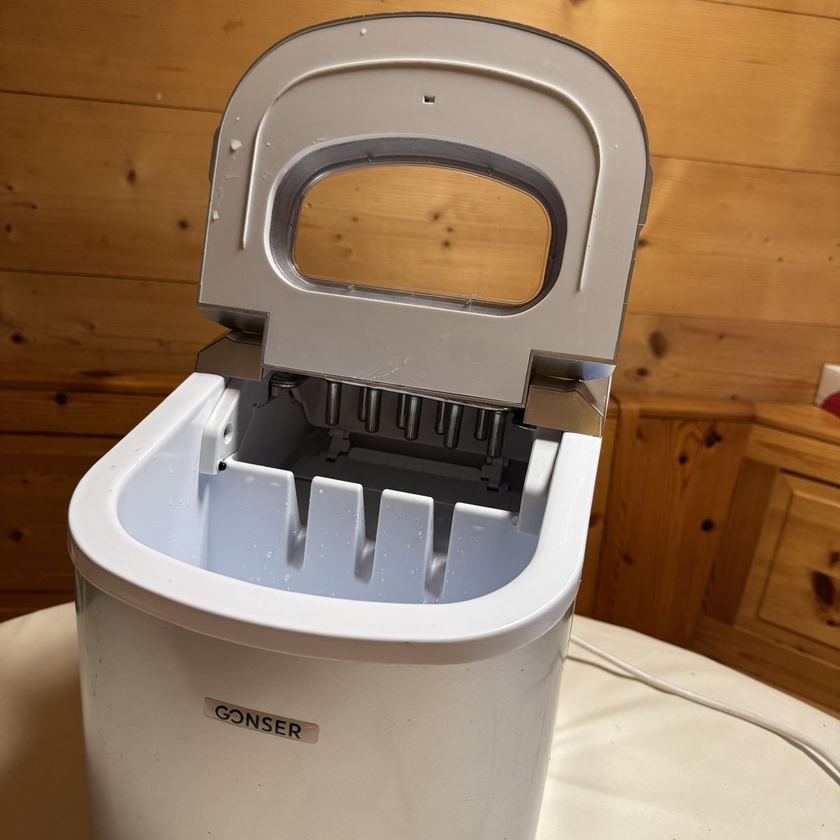 Gonser Elettrodomestici da cucina: Gonser Ice Cube Maker used condition – Usato da Saanen venduto da ewoutlio 3