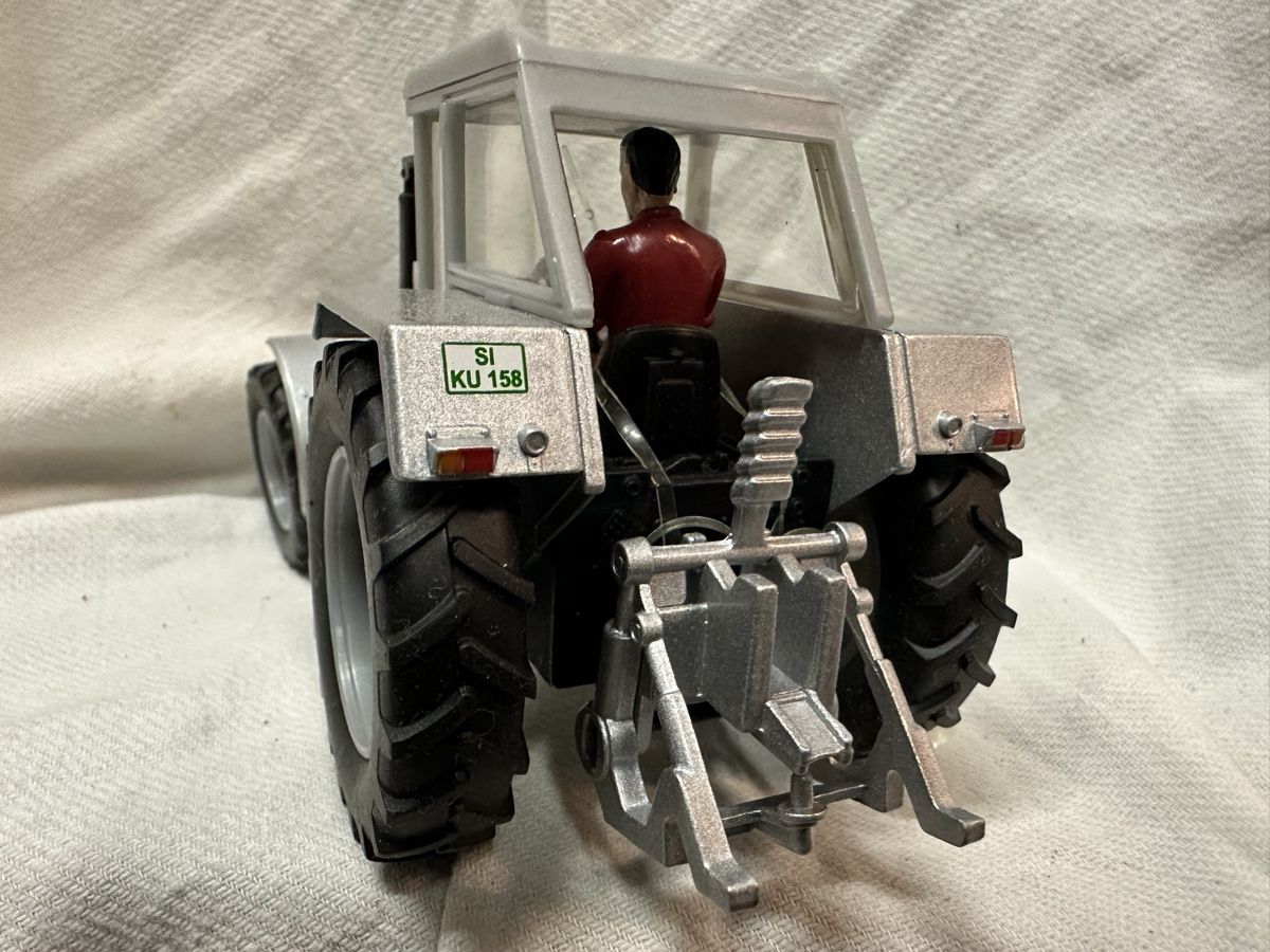 Siku Modellini d'auto: Siku schlüter traktor – Nuovo (secondo la descrizione) da Reinach AG venduto da rares75 3