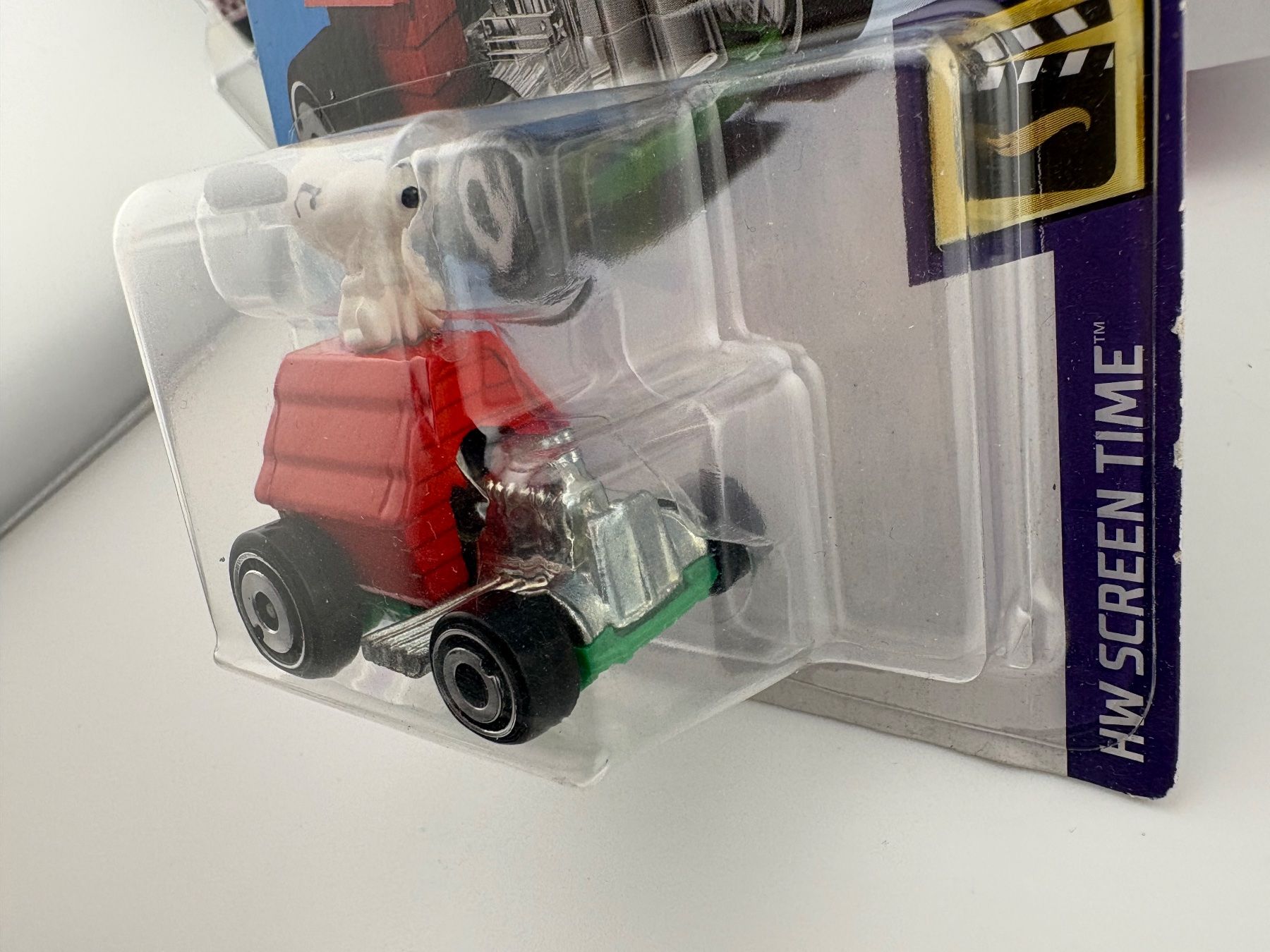 Hot Wheels Modellini d'auto: Hot Wheels Snoopy Peanuts HW Screen Time - 2019 - 14/250 – Nuovo e nell'imballaggio originale da Flawil venduto da HeisseReifen 2