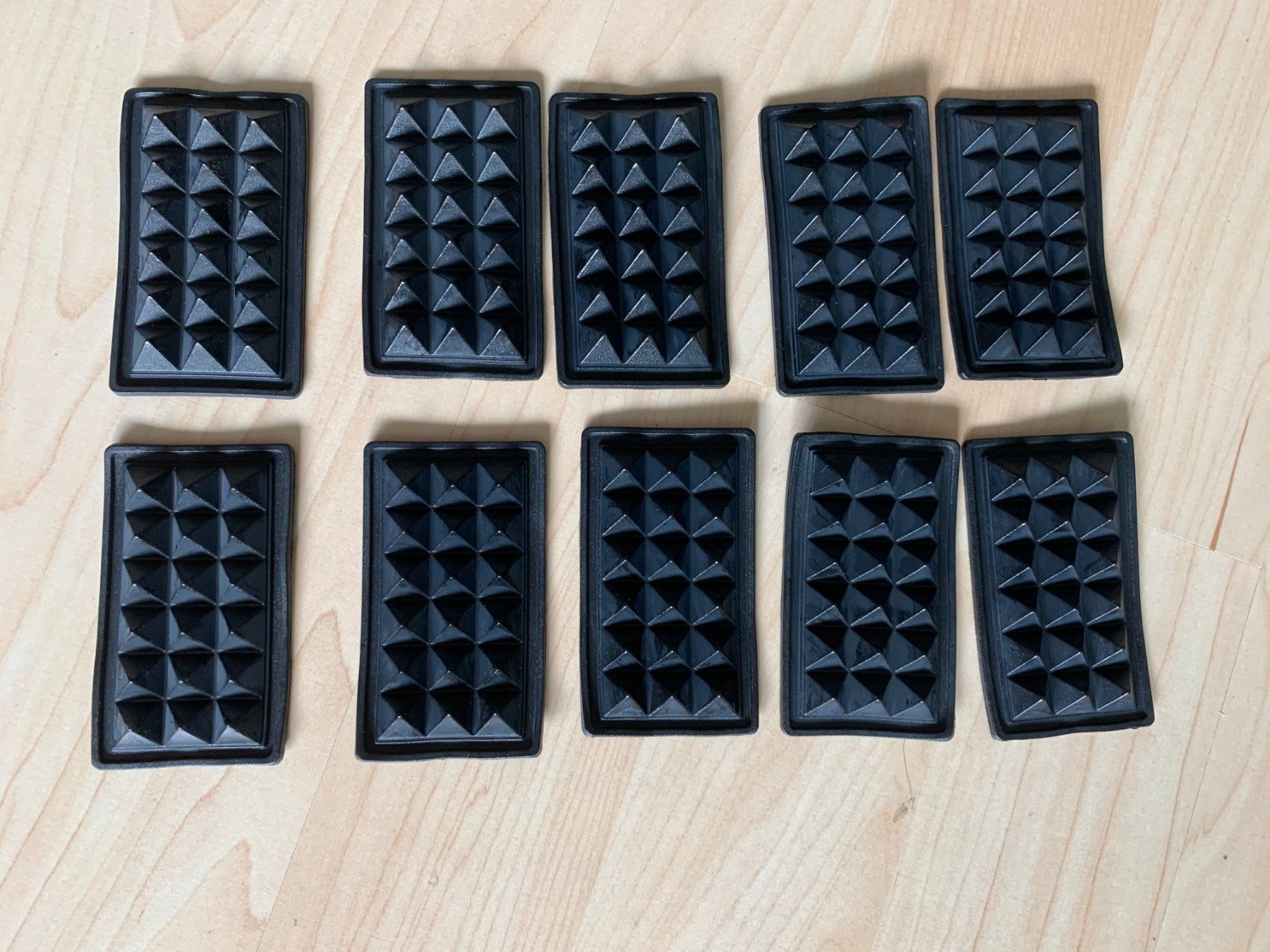 Tissus: Restposten 100 Plastikteile / Stopper / Taschenboden – Neuf (Voir description) à Worb par farben20zauber