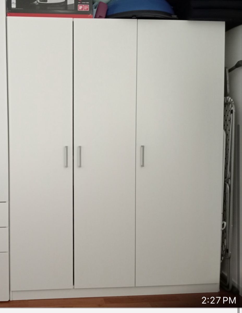 Ikea Garderobe: Wardrobe white 3 doors good condition – Gebraucht aus Herrliberg von mel_7gs8