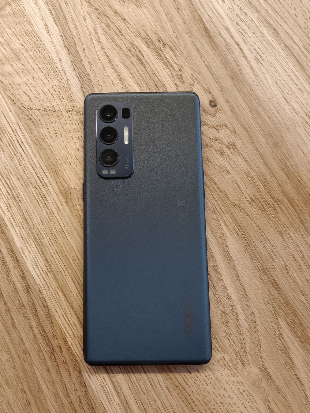 Oppo Handys / Smartphones: Oppo Find X3 Neo – Gebraucht aus Romoos von Napfruugger 1