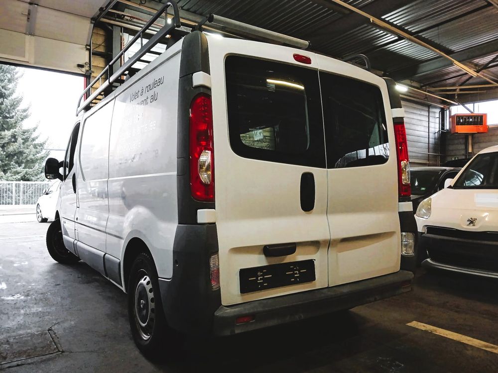 Renault Trafic dCi115 3