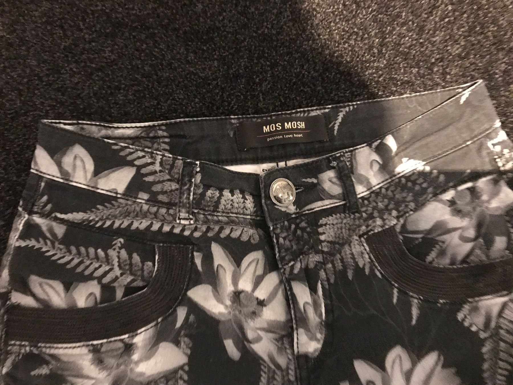 Mos mosh Pantaloni: Mosh Mosh Hose Gr 25 – Usato da St. Margrethen SG venduto da kellenbh 2
