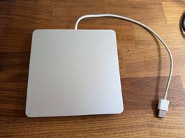 Apple USB SuperDrive (Modell A1379) DVD CD Laufwerk