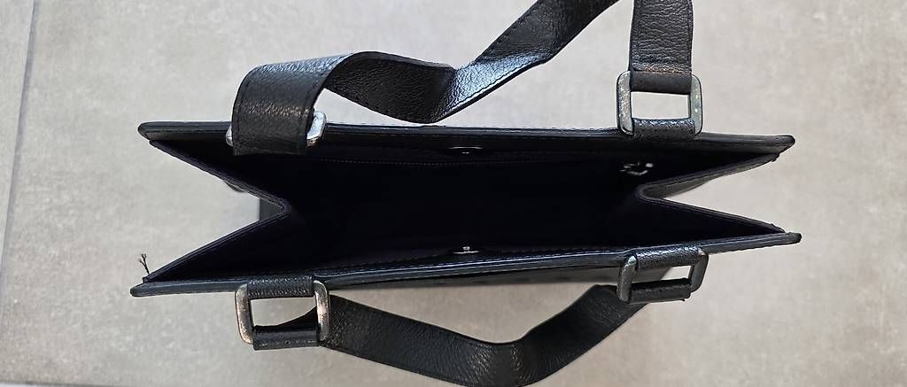 Borse da donna: Sac à main noir – Usato da Monteggio venduto da jea_6xcn 1