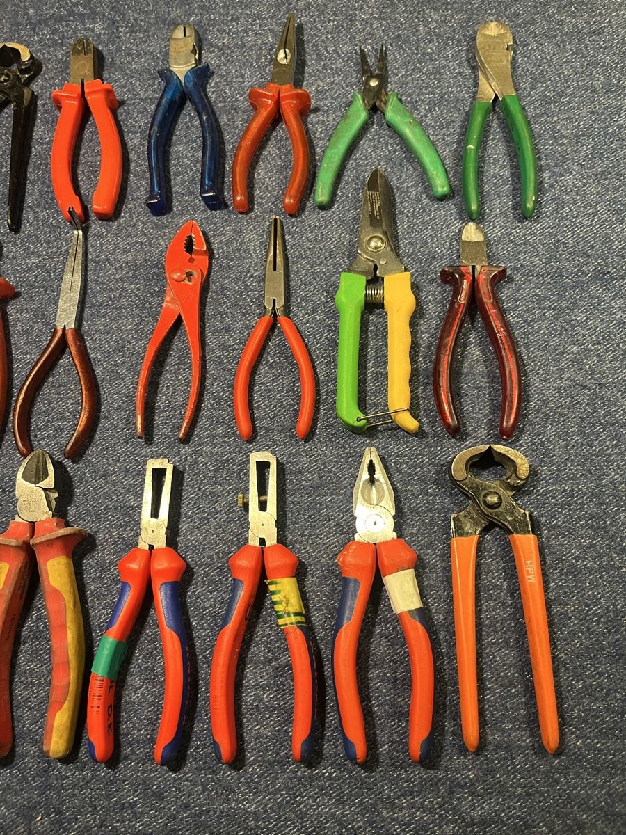 Knipex Tutti gli attrezzi: Werkzeug Sortiment Zangen Set  – Usato da Würenlos venduto da jam_mv8g 1