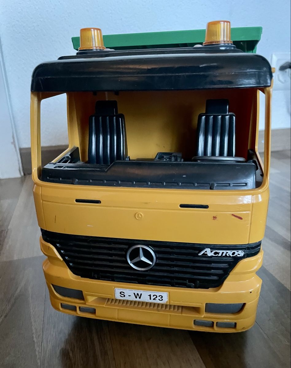 Bruder Spielzeuge: Bruder Kipp LKW – Gebraucht aus Birr von himmelblau015 2