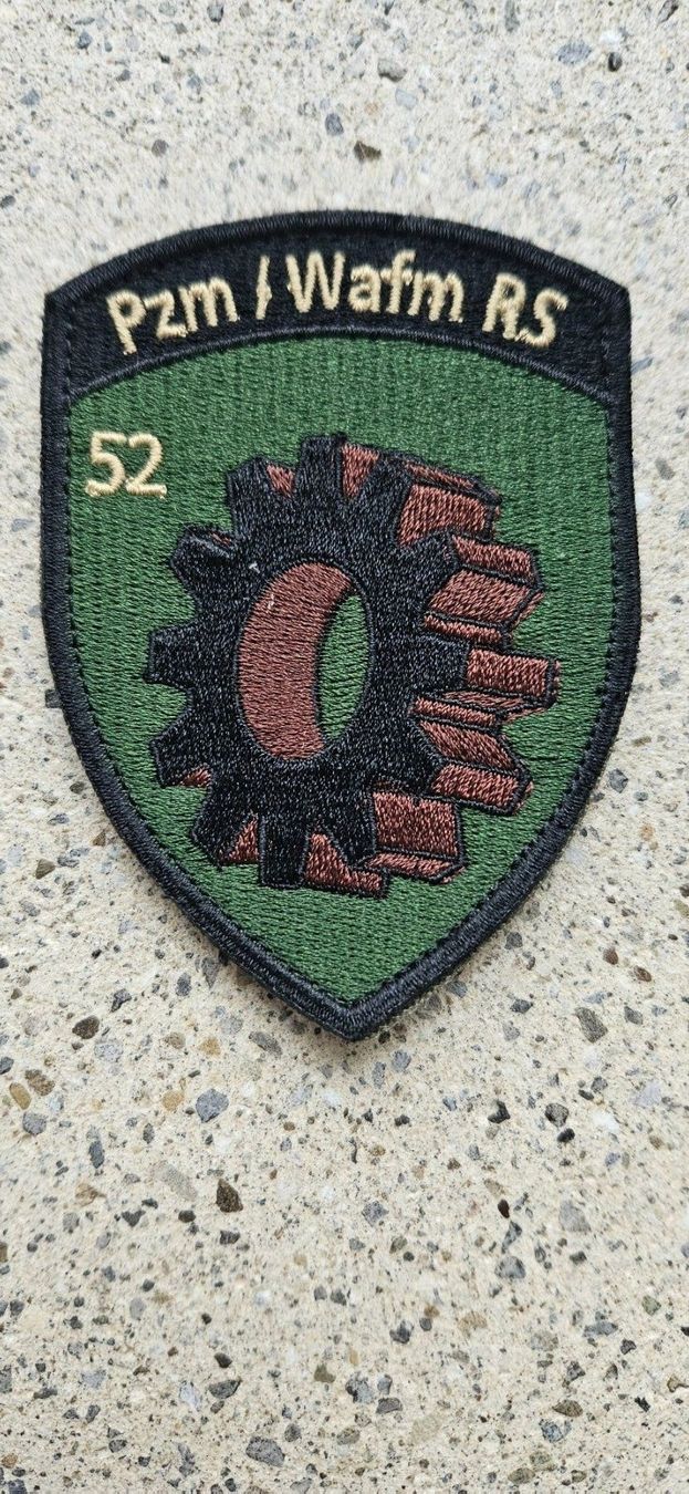 Schweizer Armee Placchette & Badge: *** Badge Mechaniker mit klett *** – Nuovo e nell'imballaggio originale da Riedholz venduto da fr_sIruP
