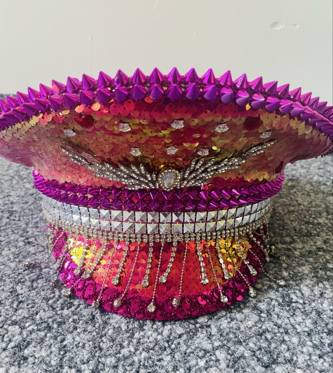 Copricapi, berretti & cappellini: Party Hut Glitzer pink Grösse M  – Usato da Au ZH venduto da Jaggy4 1