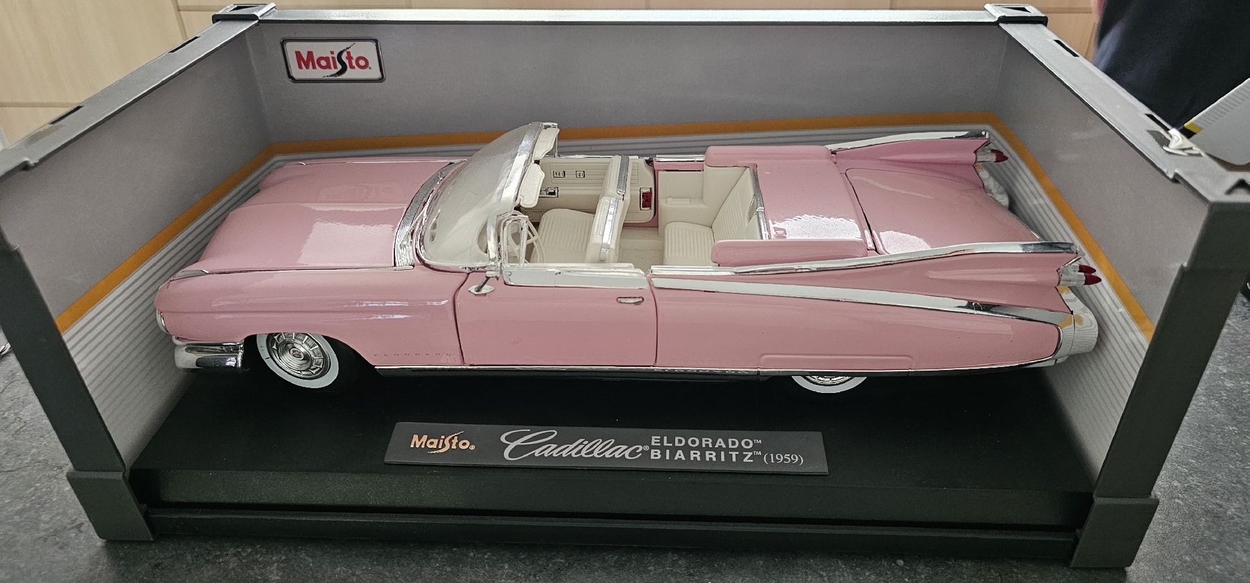 Cadillac Modellini d'auto: Cadillac Eldorado biarritz 1959 – Nuovo e nell'imballaggio originale da Perrefitte venduto da H.S2K