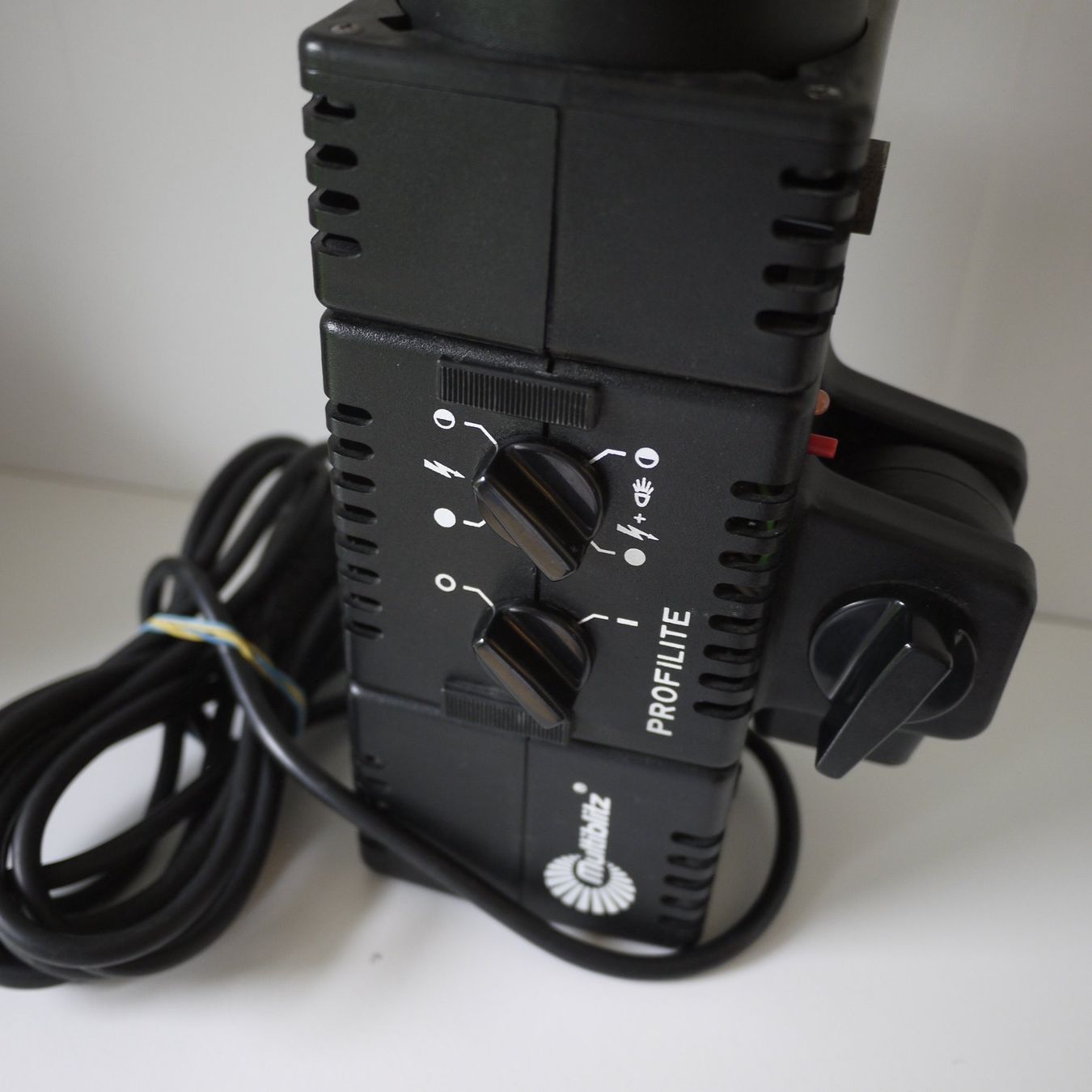 Elinchrom Flash: Studio Multiblitz Profilite Flash Blitz +++ – Usato da Egg b. Zürich venduto da JCB 4