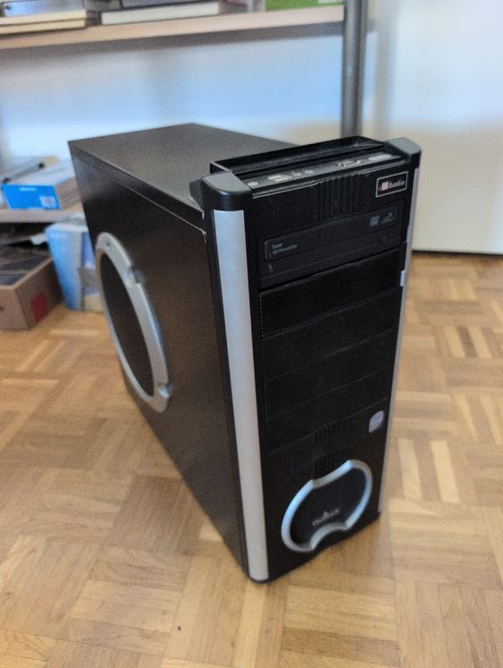 Intel PC: Gut erhaltener PC – Usato da Wolfwil venduto da sch_9jzx