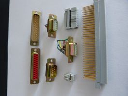Elektronik D-Sup Stecker/Buchsen diverse und an. Stecker