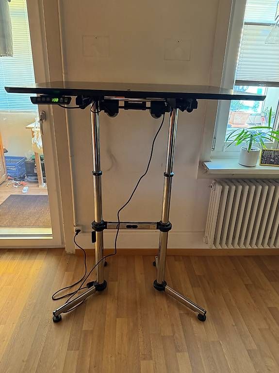 USM Schreibtische: USM Haller Stehpult – Gebraucht aus Wettingen von stenica 2