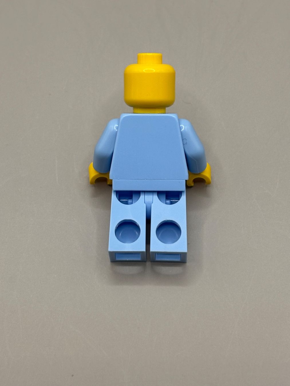 Lego Kit di costruzioni: Lego classic space figure hellblau neu – Nuovo (secondo la descrizione) da Lengnau AG venduto da Chefe43 1
