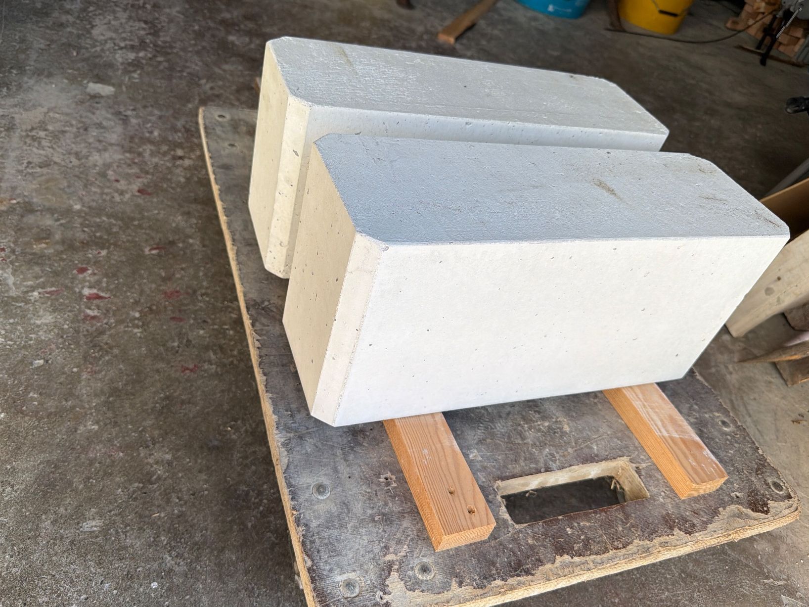 Teiche & Zierbrunnen: Beton Brunnentrog gestockt – Neu (gemäss Beschreibung) aus Bärschwil von mar_d2yg 3