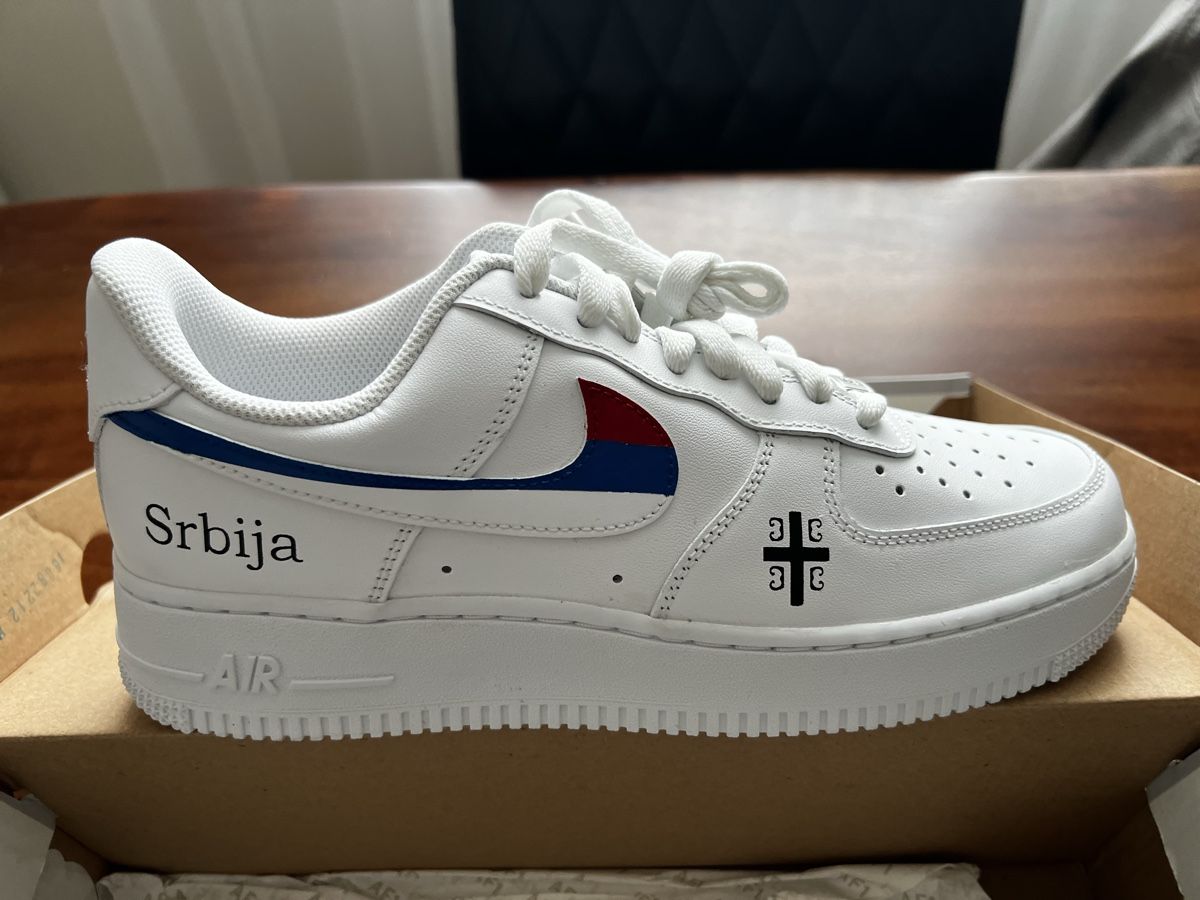 Nike Scarpe da uomo: Nike Air Force 1 Srbija Custom Gr. 41 – Nuovo e nell'imballaggio originale da Gossau SG venduto da cikagile 6
