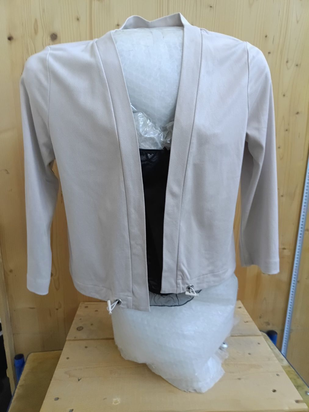 Bolero: Jacke / Bolero – Nuovo (secondo la descrizione) da Wängi venduto da Ladys_First