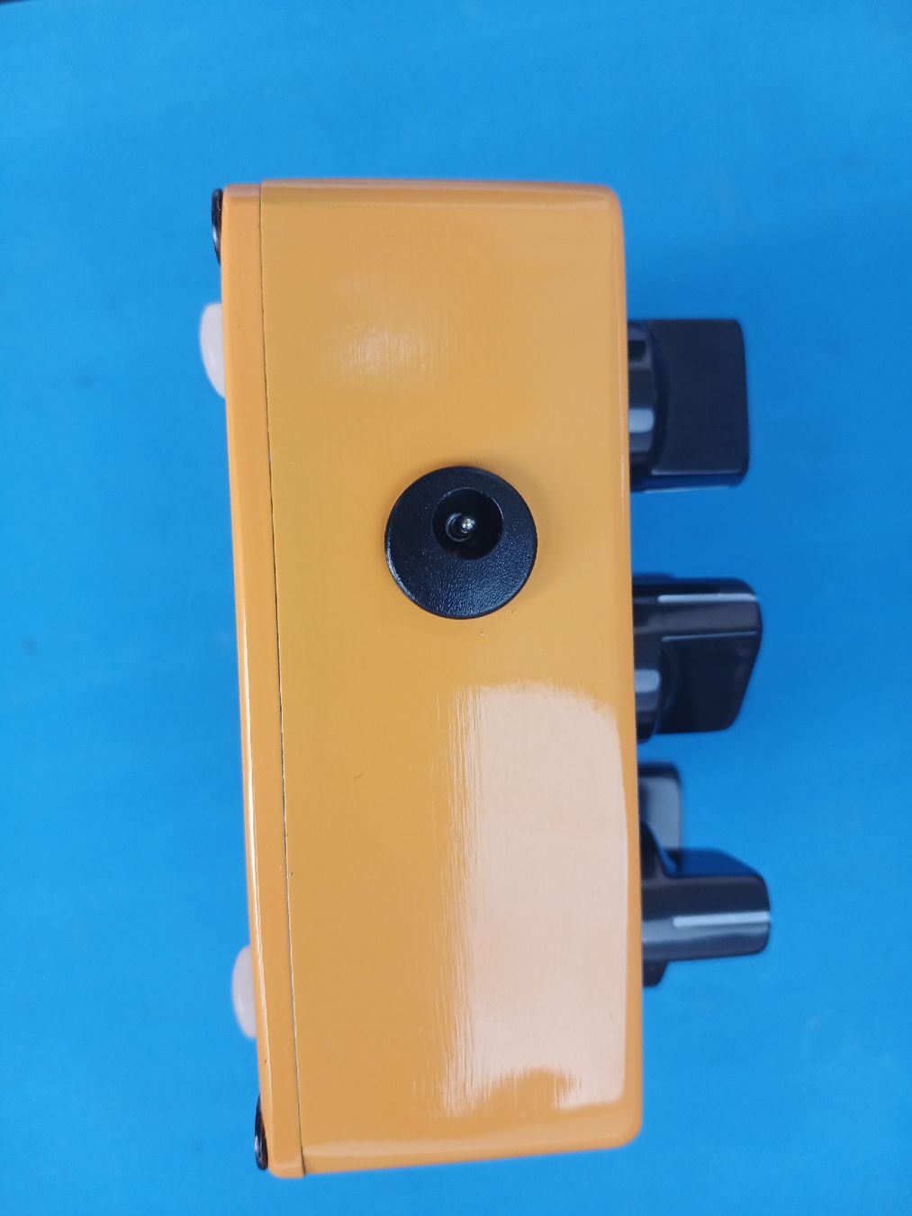 Strumenti musicali: Caline Wine Cellar bass drive + di – Nuovo (secondo la descrizione) da Penthalaz venduto da Allgoodsuisse 3