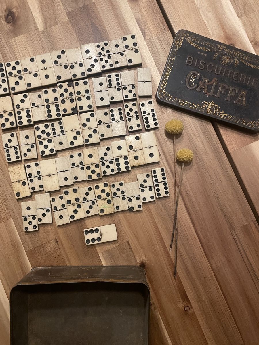Barattoli: Dominos anciens dans une boîte originale Caiffa – Usato da Crissier venduto da Nouchki76 6