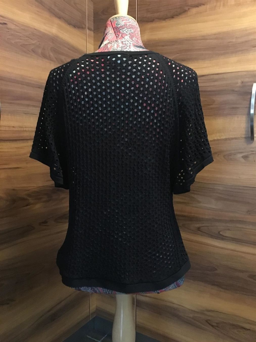 T-Shirts: Feines Shirt  von Intropia – Gebraucht aus Bourguillon von gartenwohnen 2