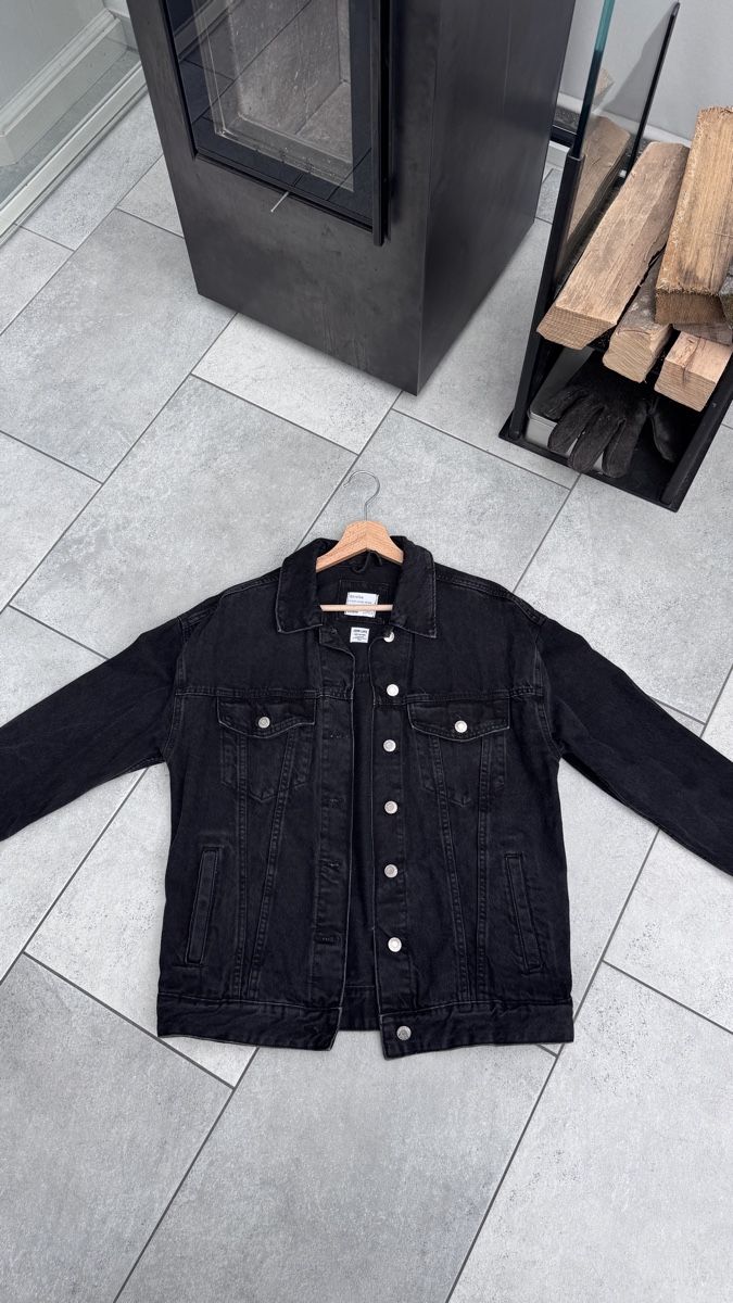 Bershka Giacche: Jeansjacke – Usato da Bad Ragaz venduto da samira.b05