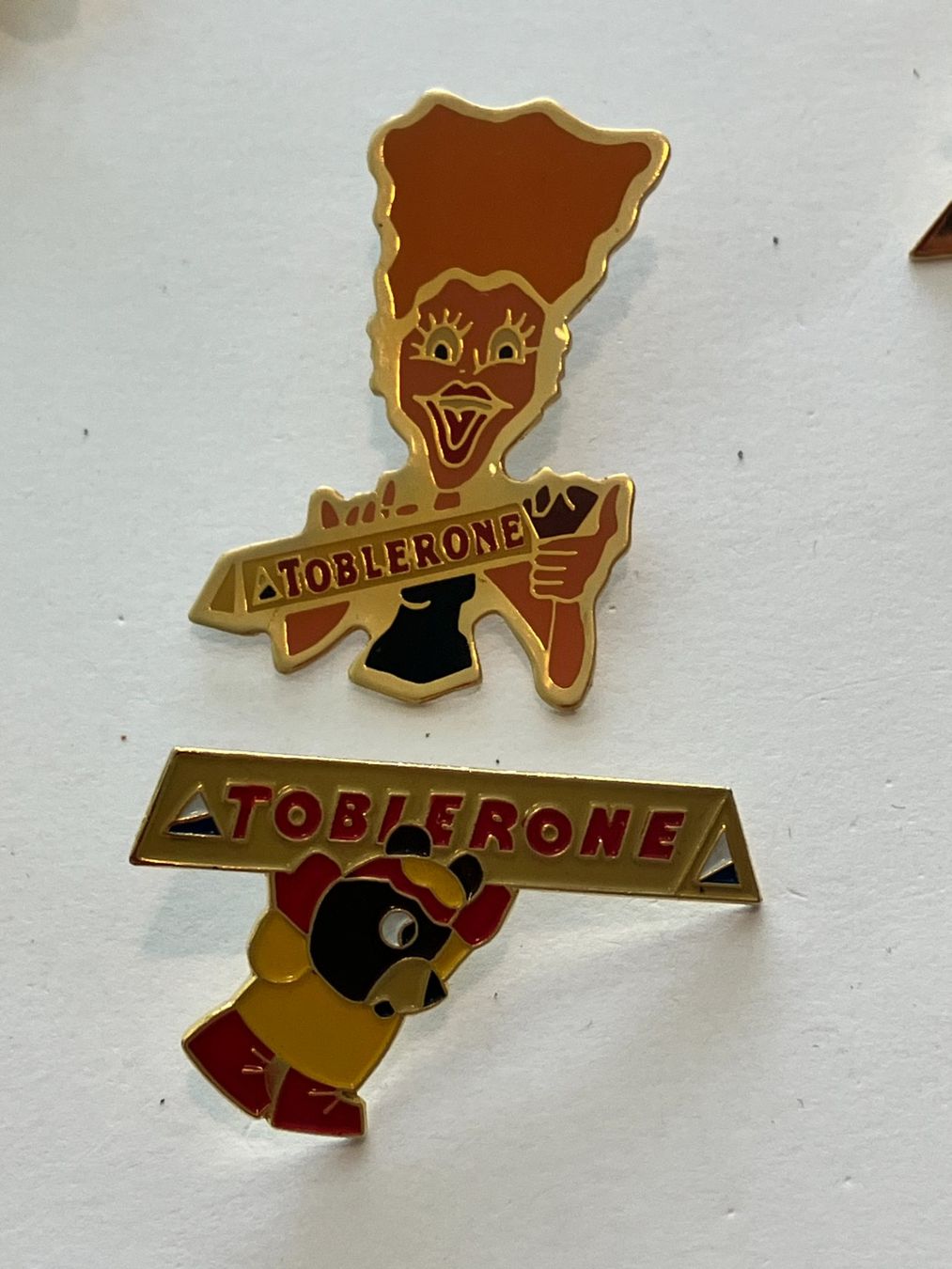Plaketten & Abzeichen: 2 Pin Toblerone – Gebraucht aus Basel von djwwpp
