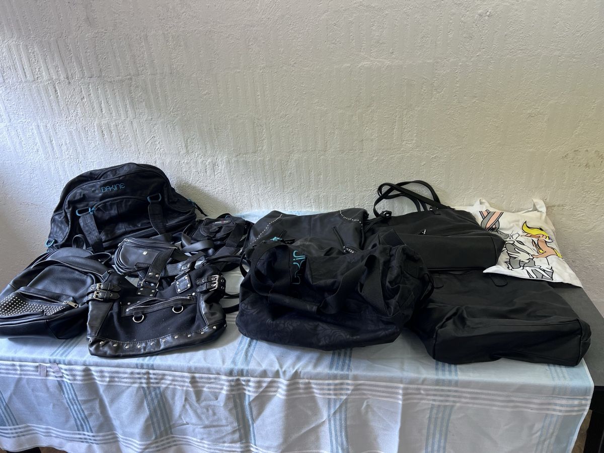 Borse da donna: Taschen Damen (42) – Usato da Glattfelden venduto da brockischweiz