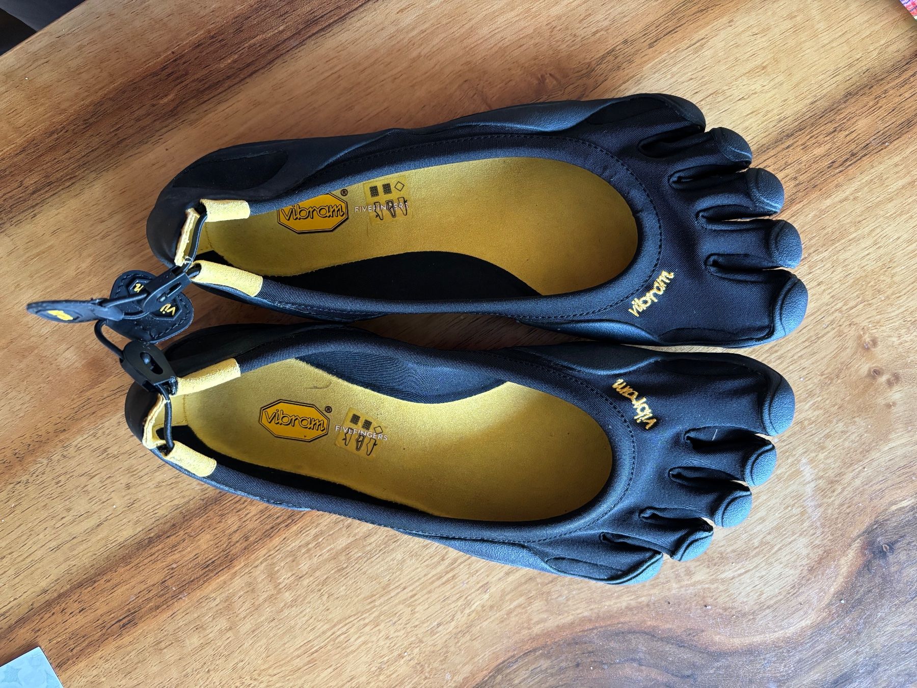 Vibram Scarpe da uomo: Zehenschuhe – Nuovo (secondo la descrizione) da Trogen venduto da dan_vq79