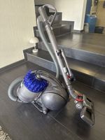 Dyson DC 52 Staubsauger 