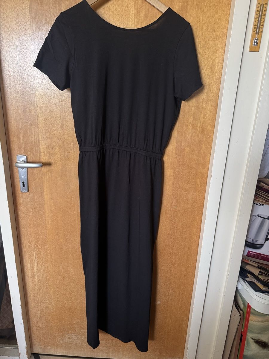 Sezane Vestiti: Robe Lucille Sézane - tM - noire  – Nuovo e nell'imballaggio originale da Le Lignon venduto da mae_9hql