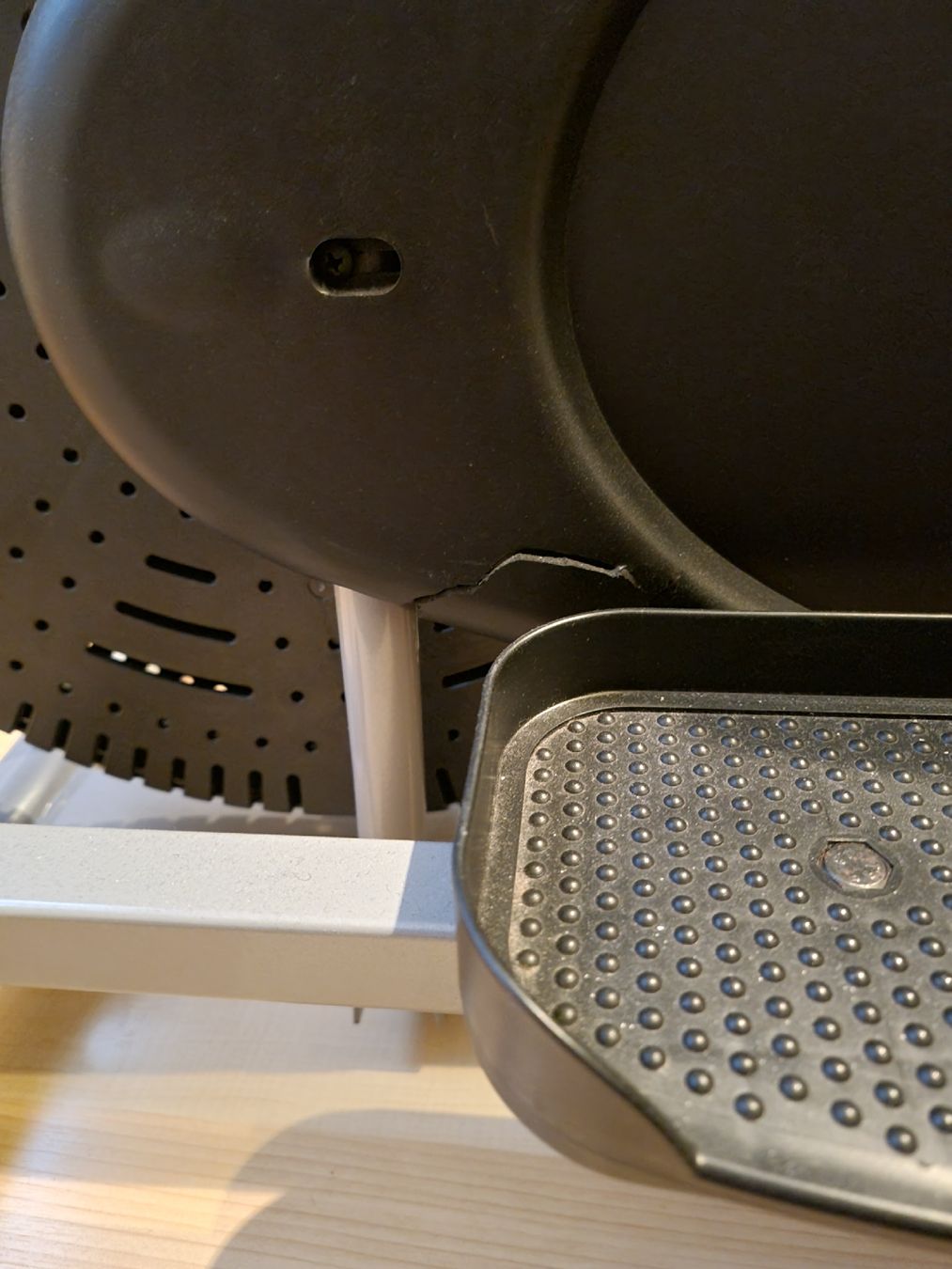 Hometrainer: Ellipsentrainer mit verstellbarem Sattel – Usato da Sirnach venduto da rit_sh7v 4