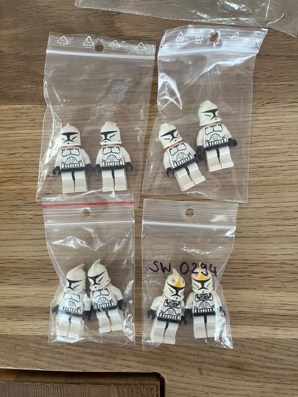 Lego Spielzeuge: Lego Star Wars Set 10195 Rep.Dropship mit AT-OT – Gebraucht aus Wimmis von Aluethi 1