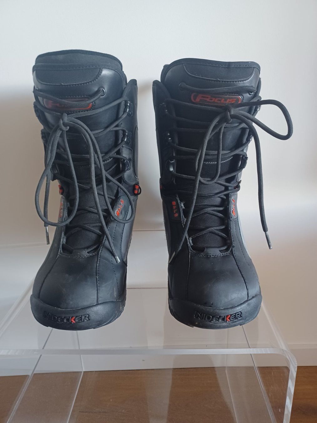 Nidecker Herrenschuhe: Nidecker Snowboard Boots – Gebraucht aus Crans VS von chr_dhg5