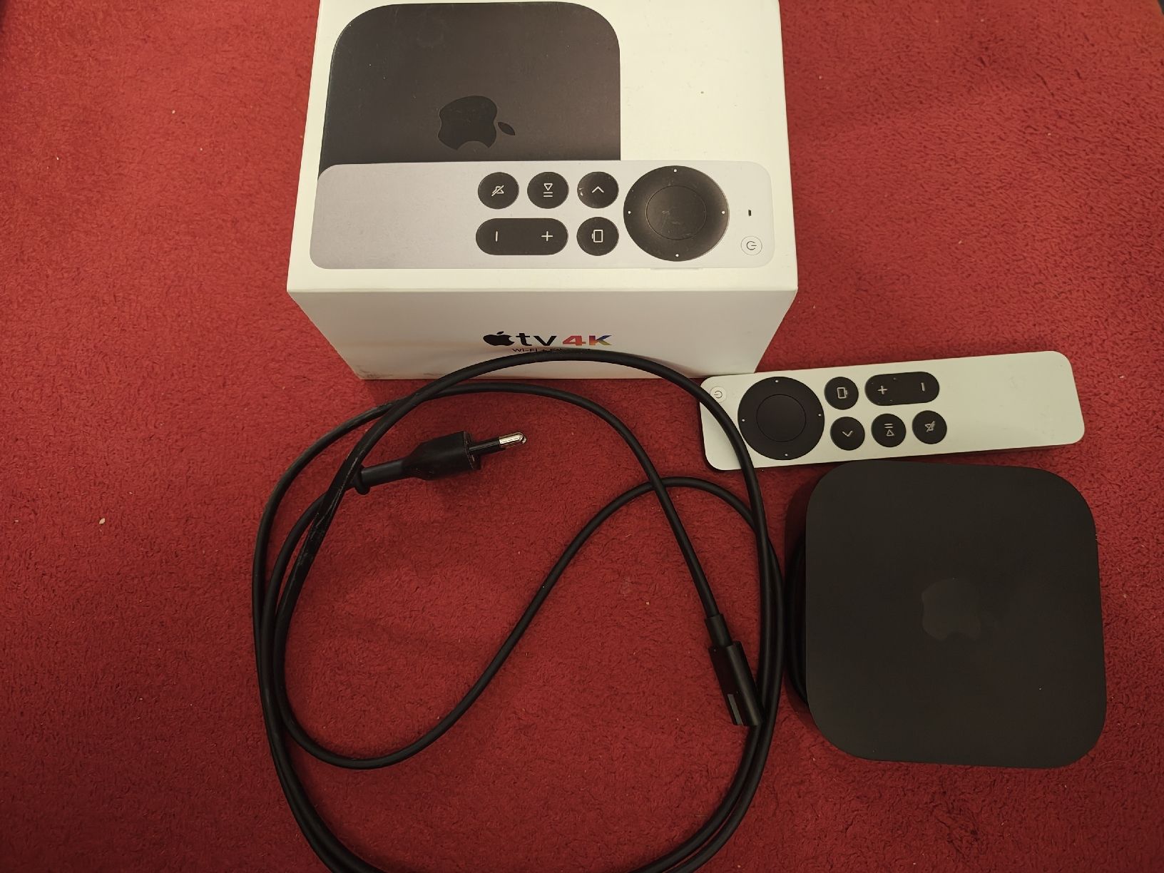 Apple Systèmes audio & multimédias: Apple TV 3. Generation  – D'occasion à Bischofszell par Saijajin 3