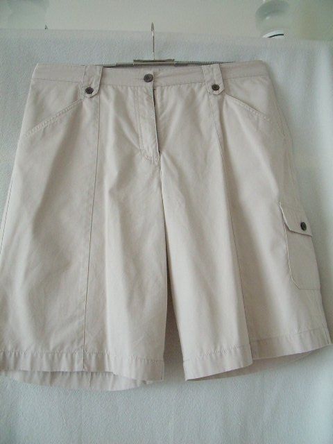 Pantaloni: Herren Kurz-Hosen GR 44 – Nuovo (secondo la descrizione) da zürich venduto da imi_dtt6 1