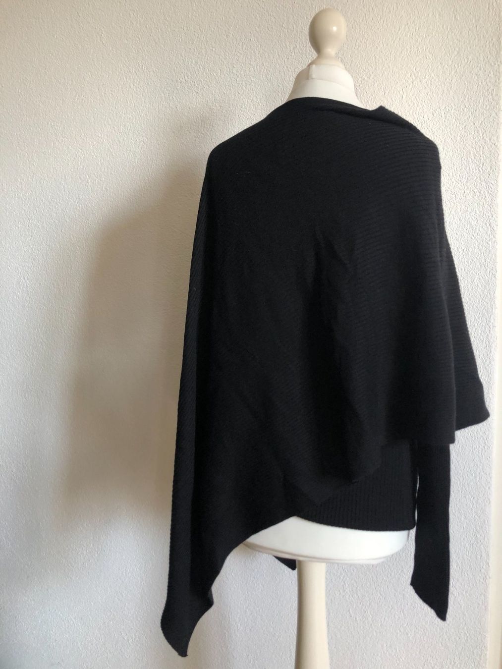 Maglioni & Felpe: Ausgefallener Damenpullover in Gr. 38 – Nuovo (secondo la descrizione) da Luzern venduto da mhbob 3