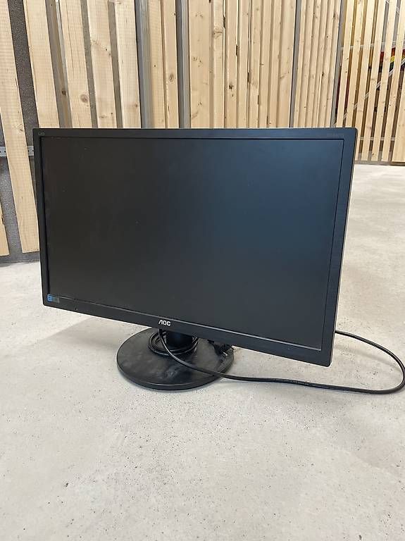 Monitor: Monitor AOC E2460SH – Usato da Zürich venduto da ozan21