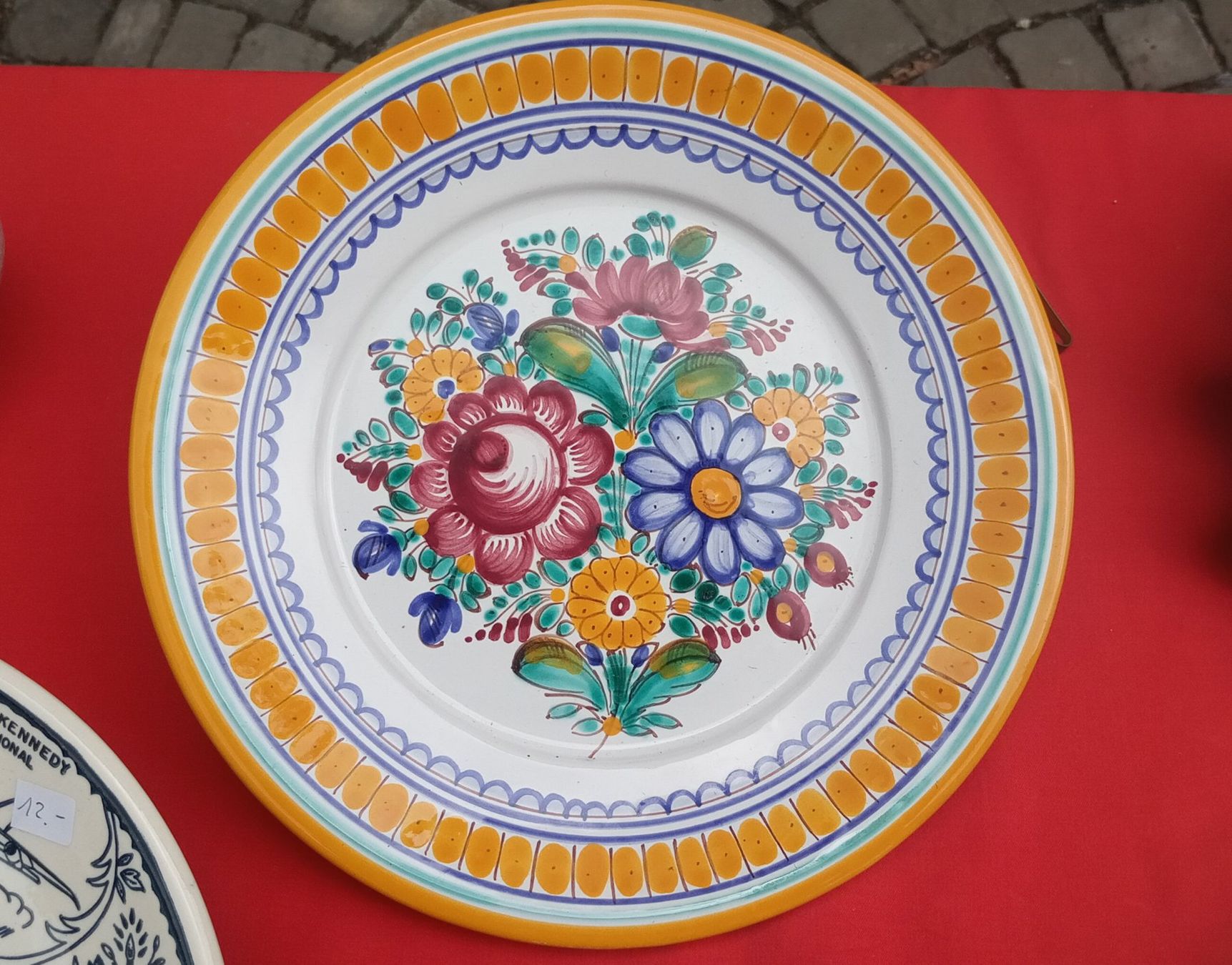 Piatti: Assiette décorative peinte à la main fleurs signée – Usato da Montreux venduto da Art_et_antiquites 1