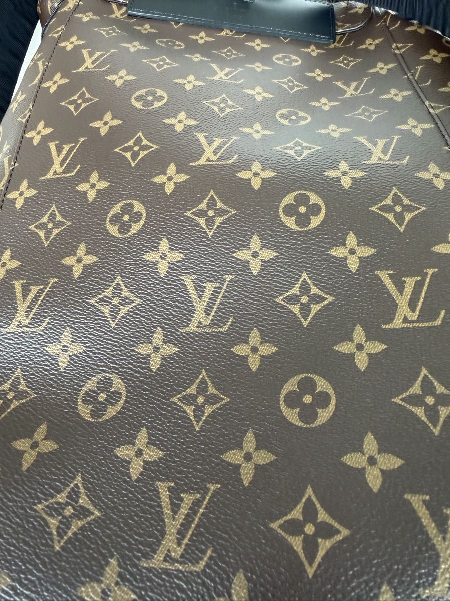 Louis Vuitton Zaini: Louis Vuitton - Christopher Backpack - new condition  – Nuovo (secondo la descrizione) da Fahrweid venduto da SR_ZH 9