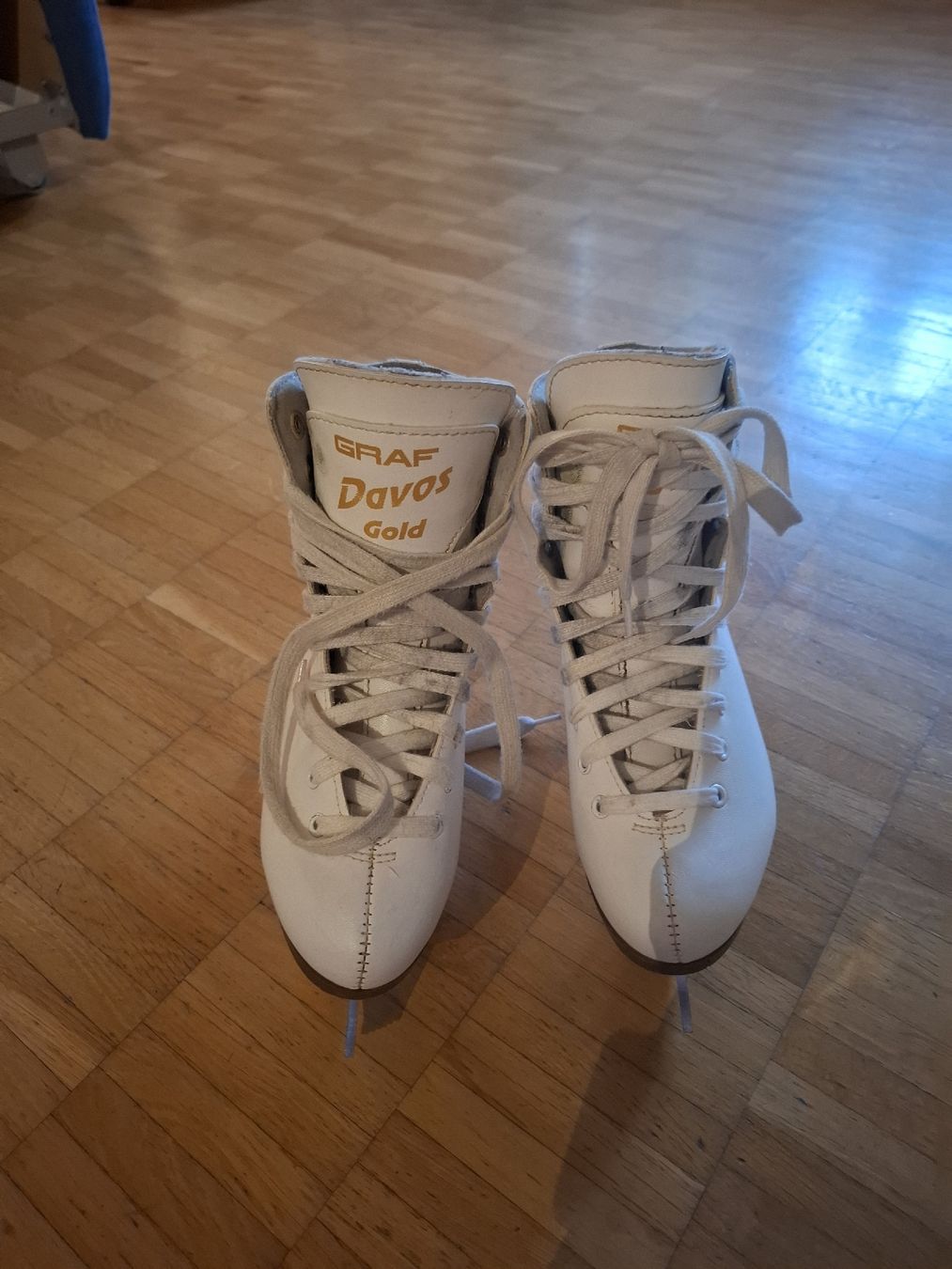 Graf Pattini da ghiaccio: Schlittschuhe Grösse 35  – Usato da Maur venduto da Katzerina