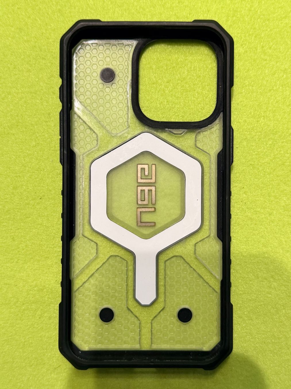 Apple Telefoni cellulari / Smartphones: iPhone 15 ProMax UAG Hülle – Usato da Spreitenbach venduto da Nofear2u 1