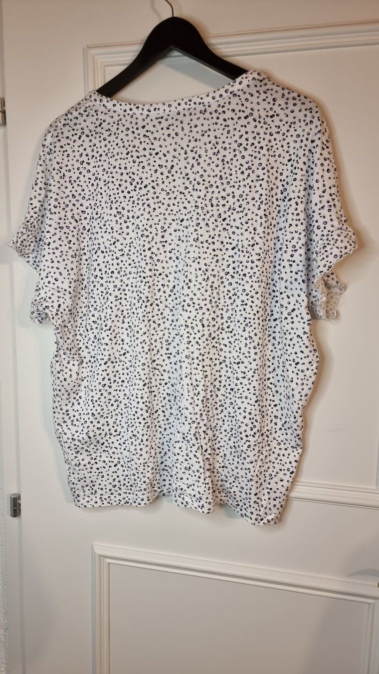 Bonita Blusen: Bonita Bluse Größe 2XL – Gebraucht aus Wald ZH von Martin79 3