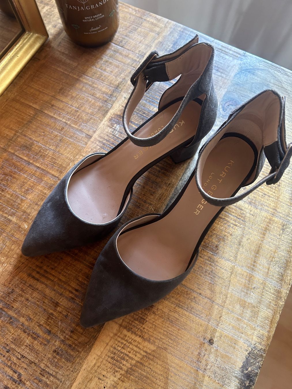 Kurt Geiger Scarpe da donna: Kurt Geiger Sling-Pumps - Gr. 38 – Usato da Illnau venduto da Monkky 2