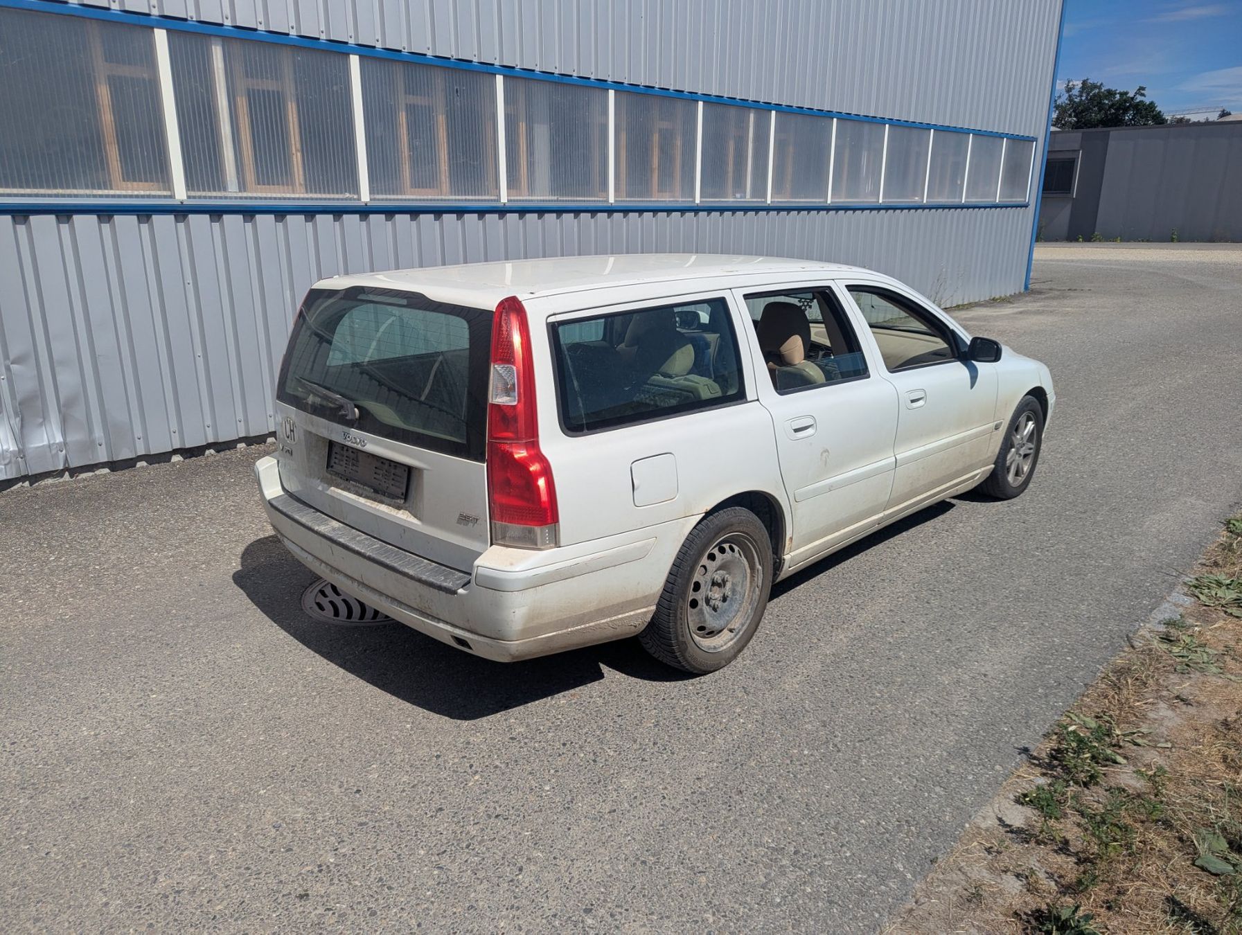 Volvo Autos: Volvo V70 25T – D'occasion à Aarberg par KreuzFahrzeugcenter 3