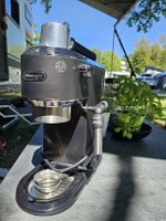 De'Longhi Dedica Style EC685.BK Siebträgermaschine – schwarz