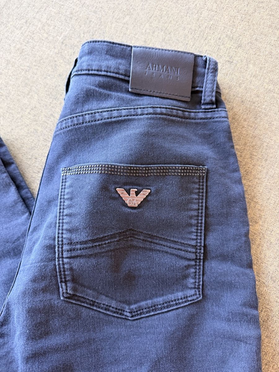 Armani Jeans: Armani Jeans Frau  – Nuovo e nell'imballaggio originale da Luzern venduto da Arbey_romero80 1