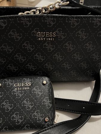 Guess Tasche